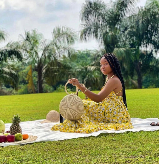 Nina Round Rattan se